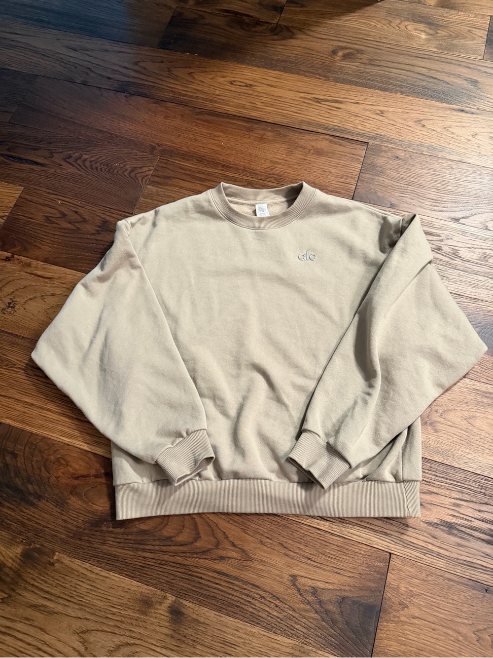 ALO Accolade Crewneck Sweatshirt  size small